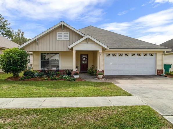 5 S Village Ln, Petal, MS 39465