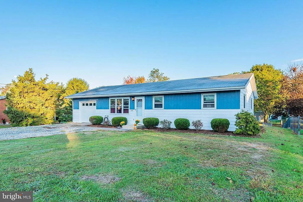 2147 Hafer Rd photo 1