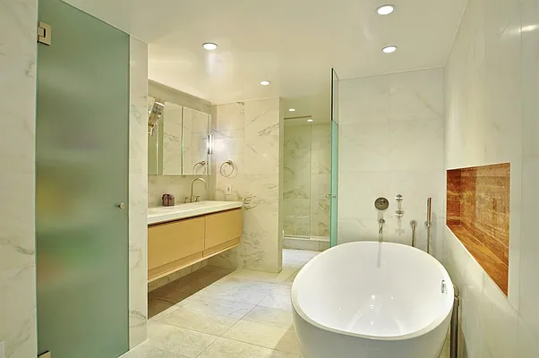 Sold by Corcoran | media 6