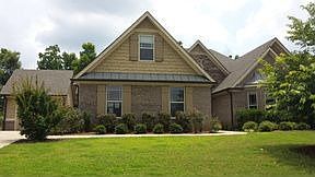 1st image of 614 Lake Crest Dr
