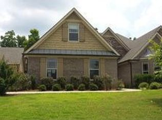 614 Lake Crest Dr, Jefferson, GA 30549