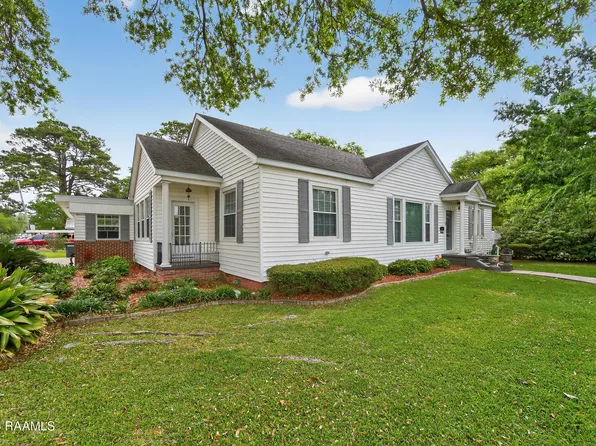 701 Parkview Dr, New Iberia, LA 70563