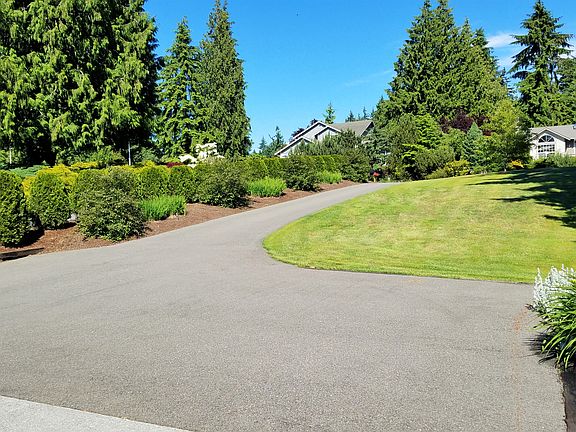 5th image of 4030 97th Dr SE
