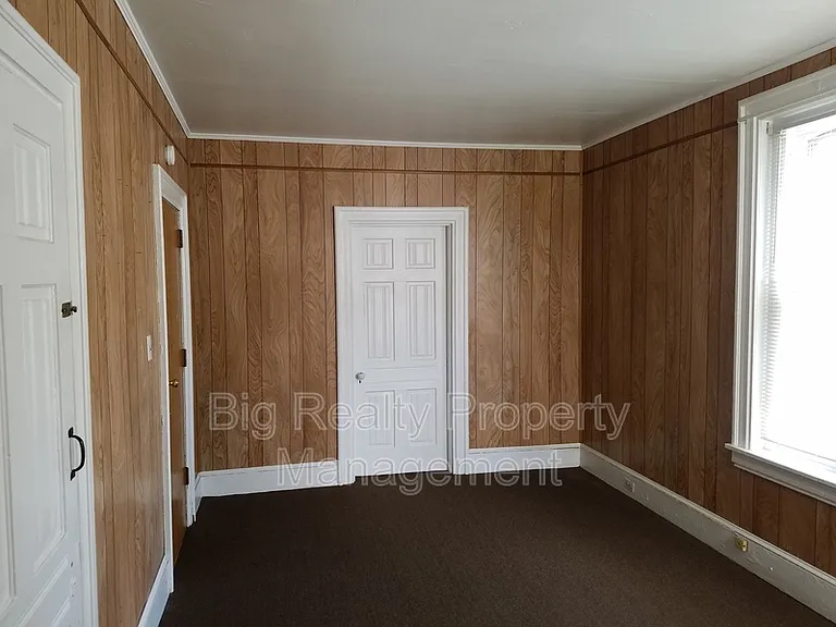70 N Main St #70 N MAIN — Photo 2