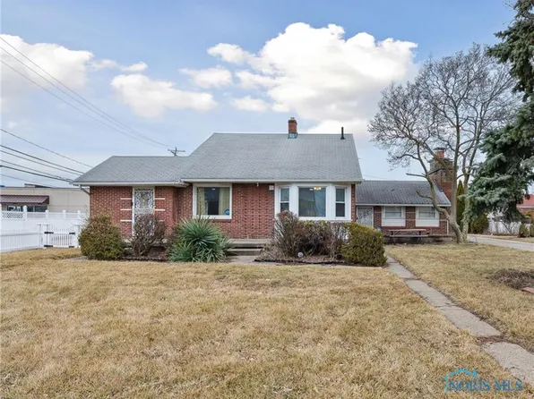 213 E Manhattan Blvd, Toledo, OH 43608