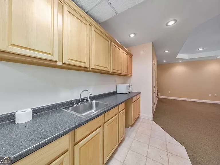 5321 Edgerton Dr — Photo 43
