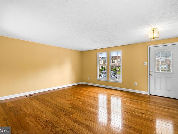 5th image of 3790 Timahoe Cir