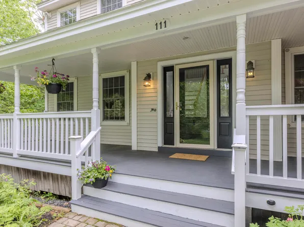 111 Gateway Commons Drive, Gorham, ME 04038