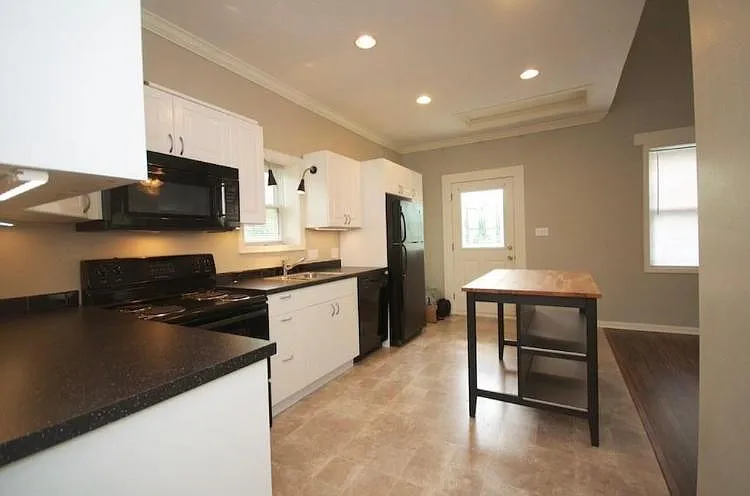 502 Aurora St #2 — Photo 7