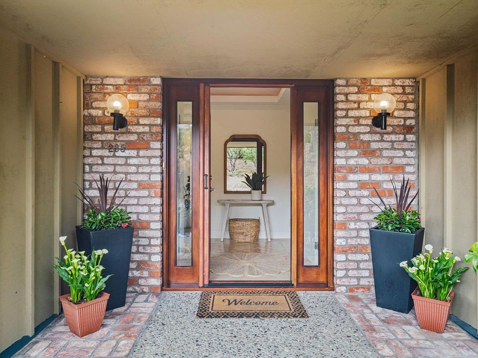 1st image of 285 Del Mesa Carmel