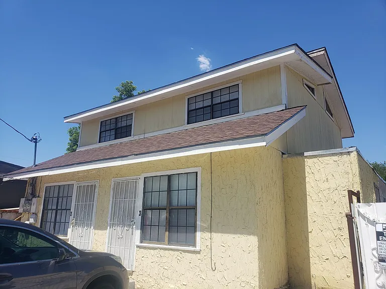 219 E Cherry Ln — Photo 1