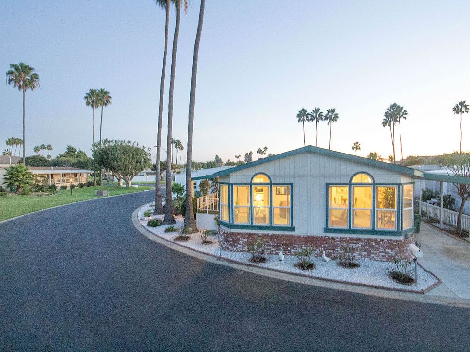 7131 Santa Barbara - Carlsbad CA