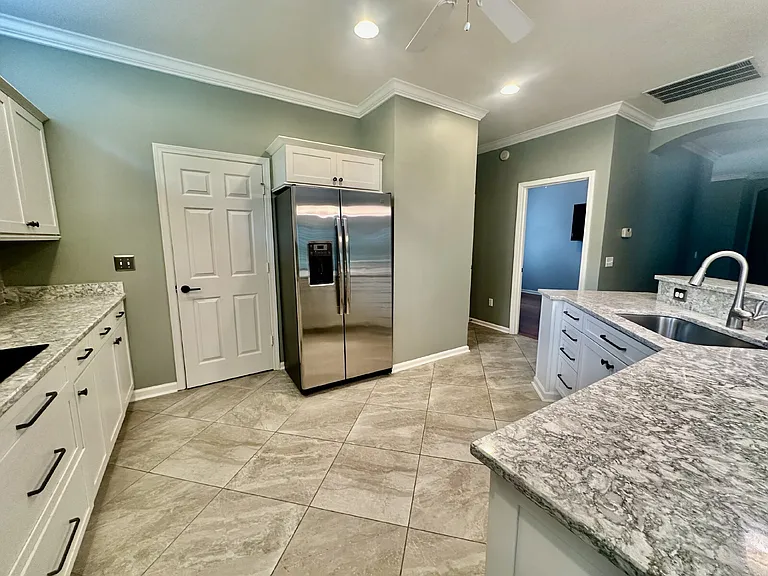 30 Raymond Rd — Photo 14