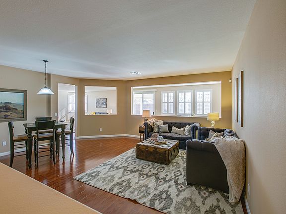5th image of 10469 Hope Mills Dr