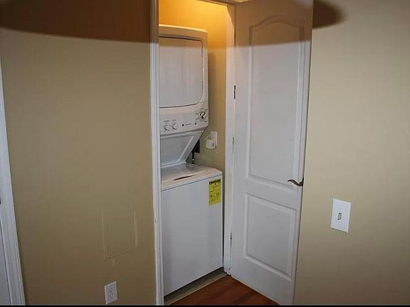 2nd image of 2366 Iron Horse Dr