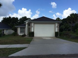 44 Lake Walden Trl, Ormond Beach, FL 32174