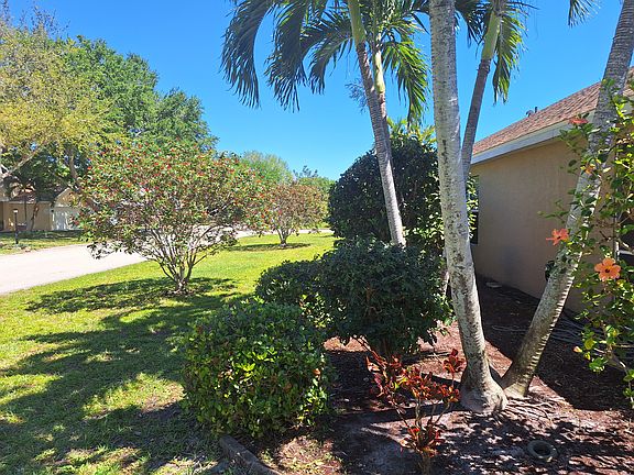 2nd image of 17700 Middle Oak Ct
