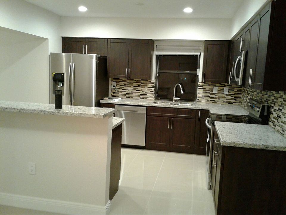 1st image of 8865 SW 172nd St