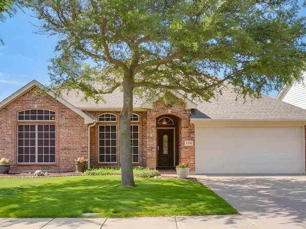 1410 Parkside Dr, Mansfield, TX 76063