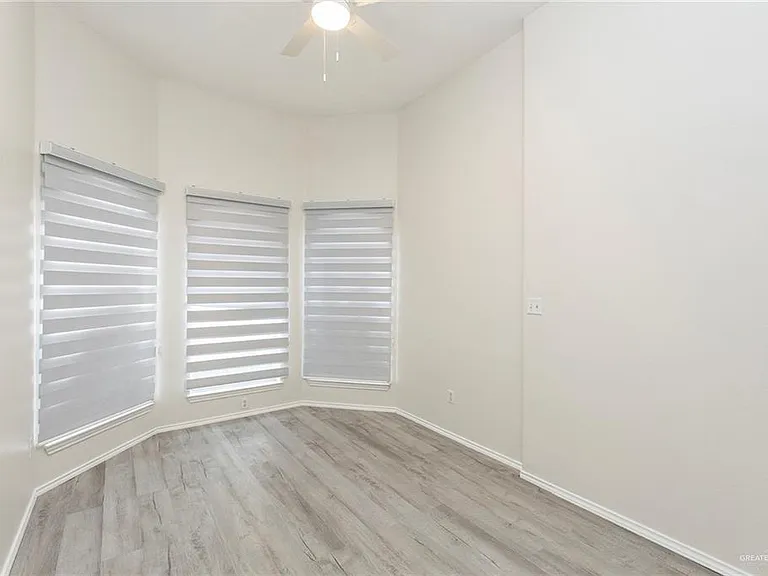 3007 San Armando — Photo 15