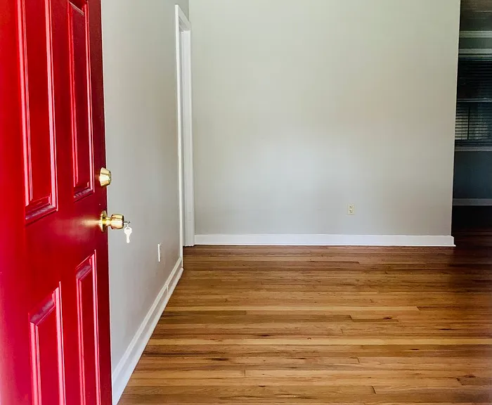 3331 Sylvia St — Photo 4