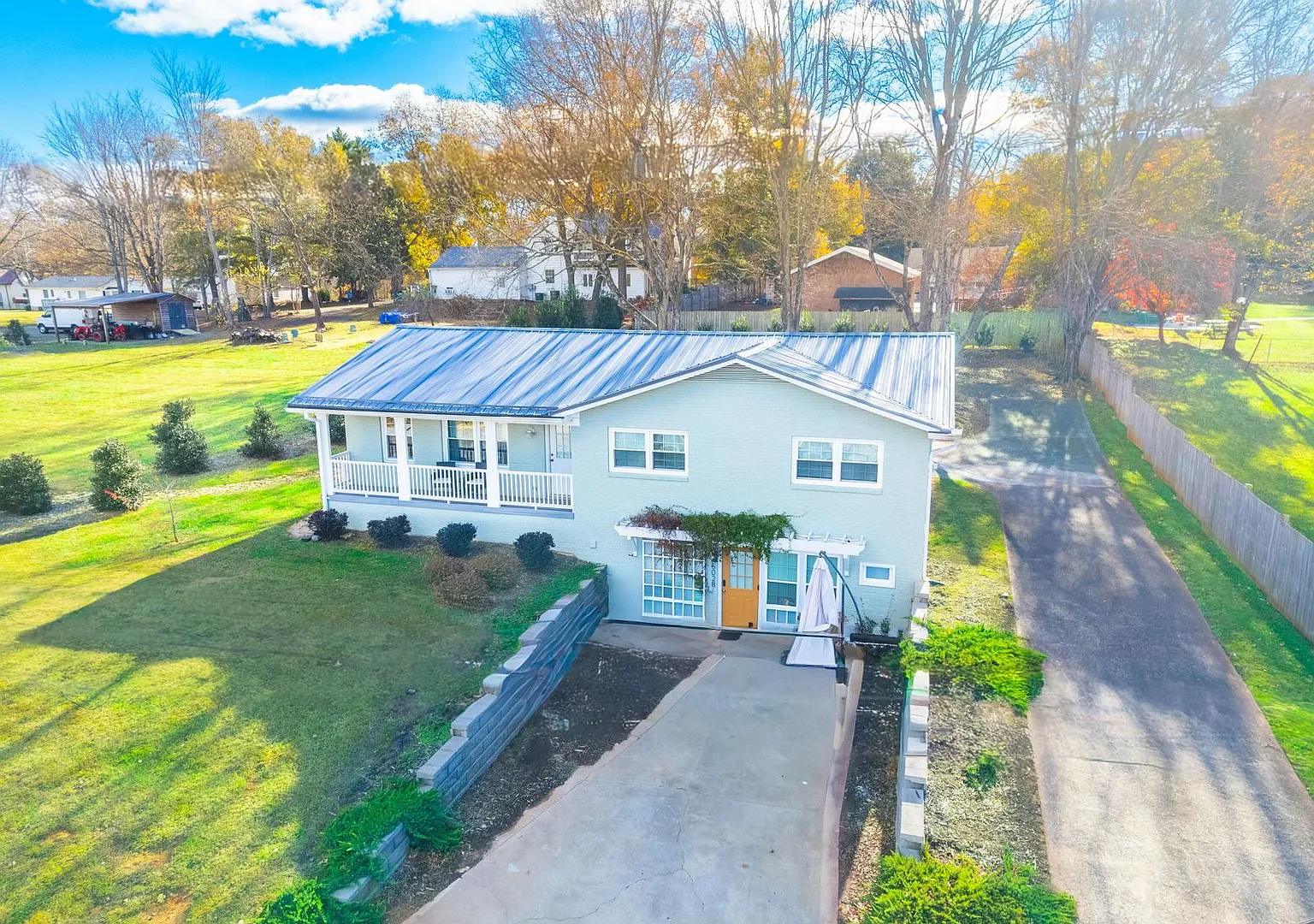 Concord House — Photo 2