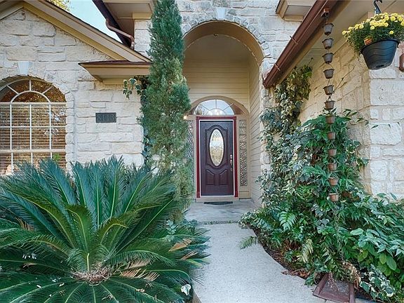 2nd image of 8113 Kiana Dr