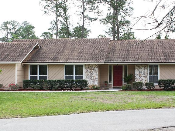 3rd image of 12854 Mistletoe Pl