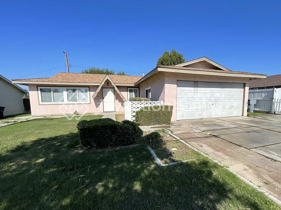 1st image of 731 Las Lomas Dr