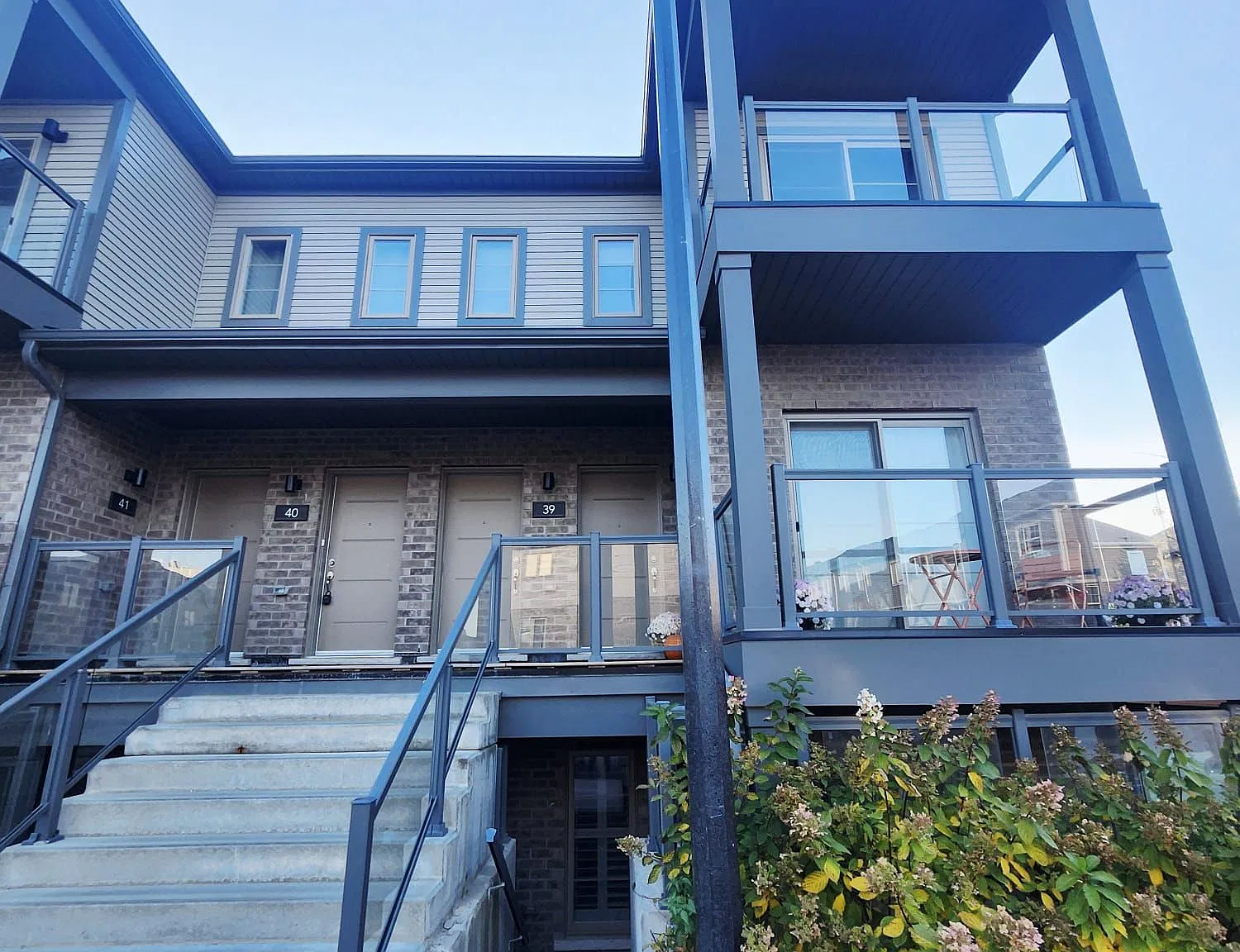 2 bed, $1,890 — Photo 1
