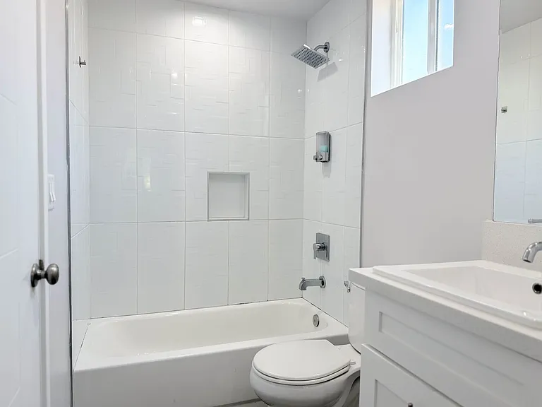 Case Townhomes — Photo 38