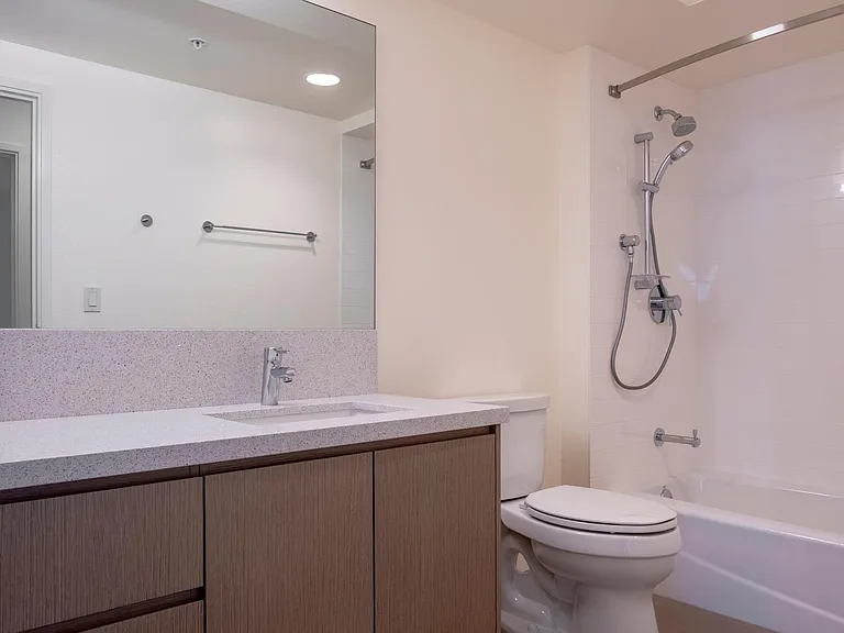 Second bathroom.