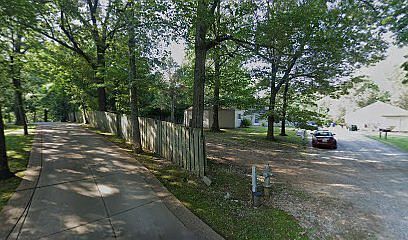 2nd image of 216 Roundhouse Rd