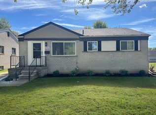 22312 E Ten Mile Rd, Saint Clair Shores, MI 48080