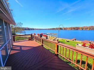 115 Lakeview Cir, Louisa, VA 23093