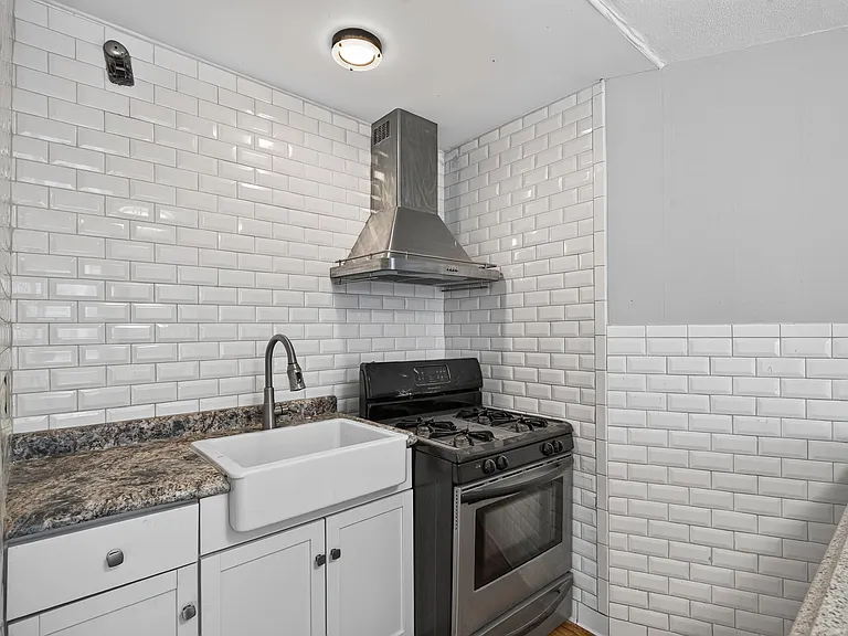 2630 Blaisdell Ave #1 — Photo 13