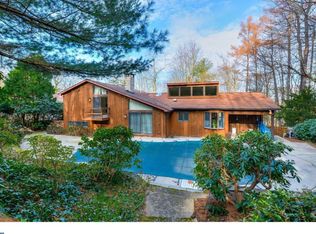 1621 Oak Rd, Pottsville, PA 17901