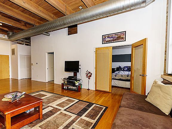 5th image of 1727 S Indiana Ave APT 210