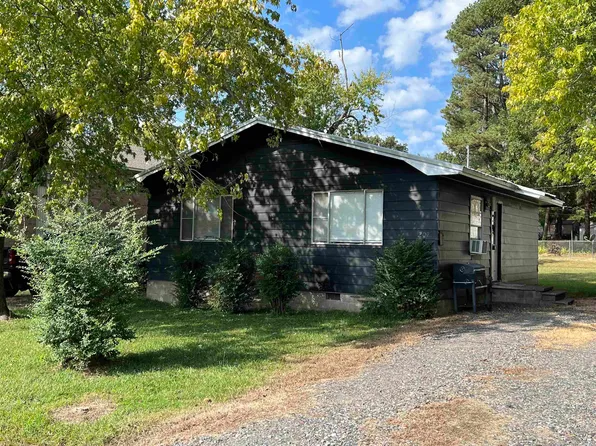 202 S 8th St, Heber Springs, AR 72543