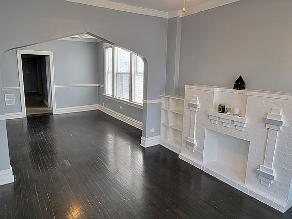 3rd image of 7403 S St Lawrence Ave #2