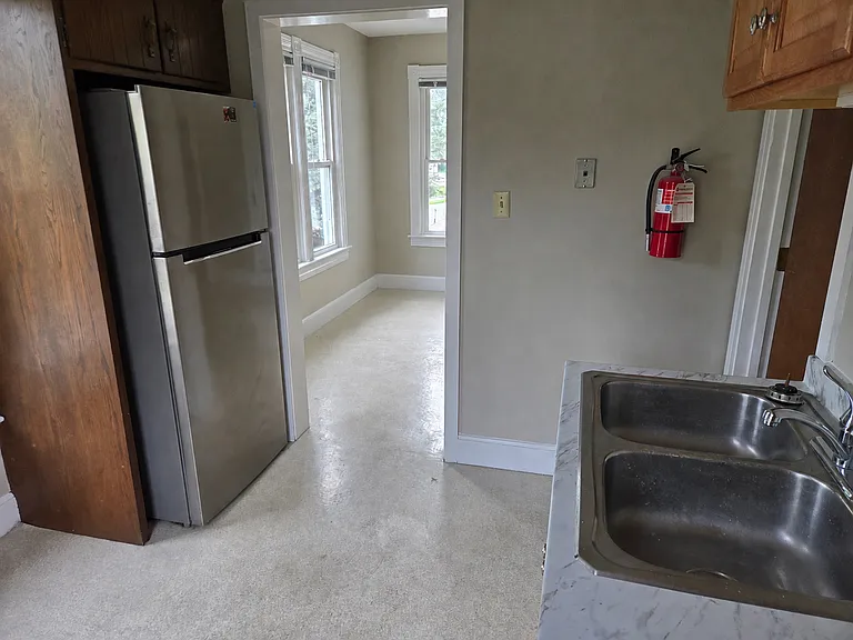 16A Manor Ave. — Photo 9