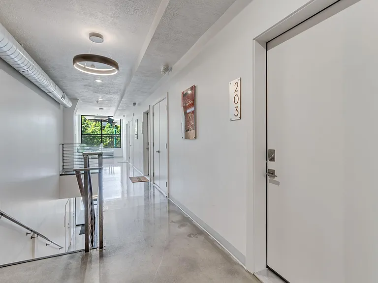 606 W North Temple St #203 — Photo 15