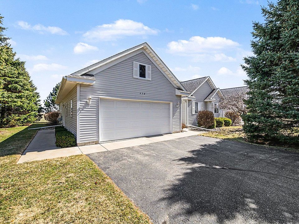 1st image of 428 Willow Bnd