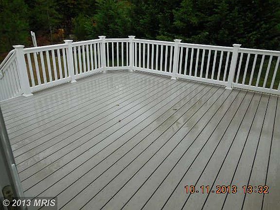 2nd image of 16865 Fairfax Dr