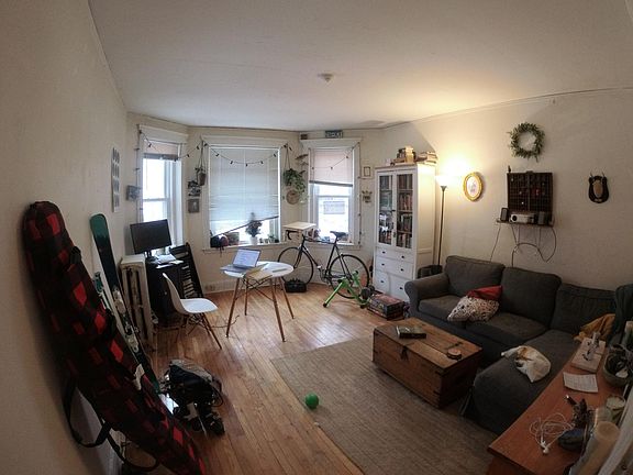 3rd image of 1452 Commonwealth Ave #12