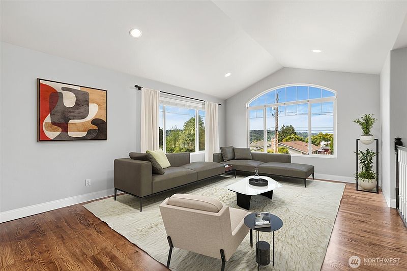 4th image of 1005 N 29th Street