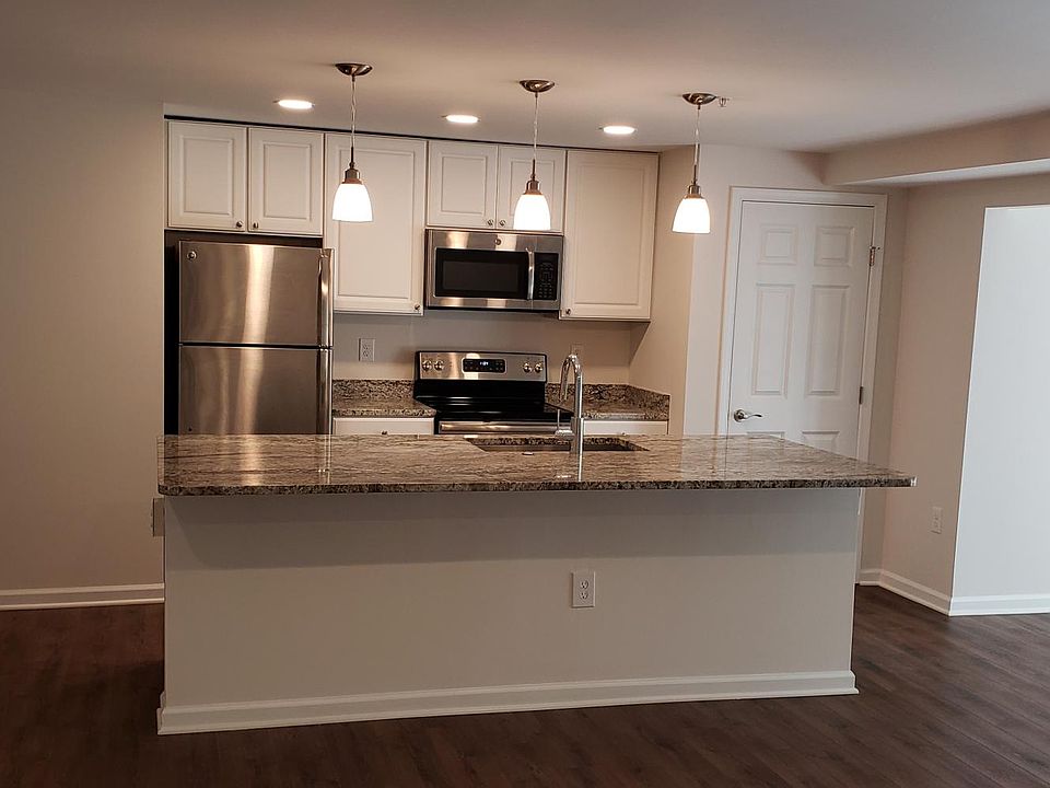 1st image of 748 Southern Hills Dr #748
