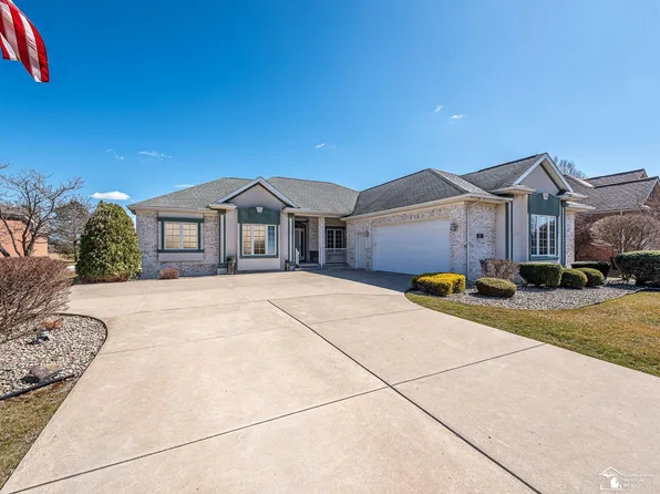 811 Saint James Park Ave, Monroe, MI 48161