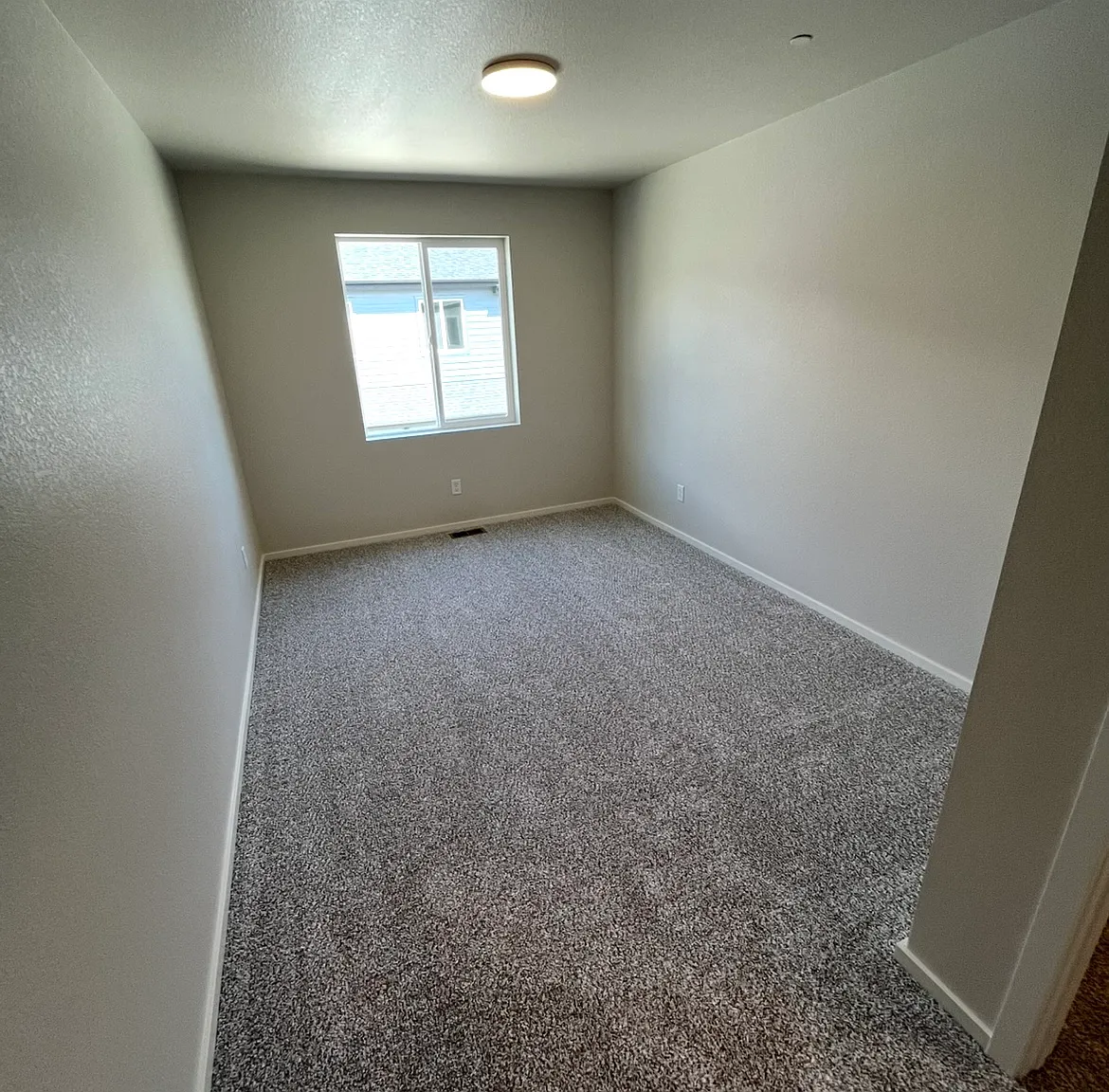 2962 Barnstormer St — Photo 4