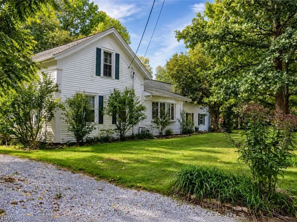 7186 S Ridge Rd, Madison, OH 44057